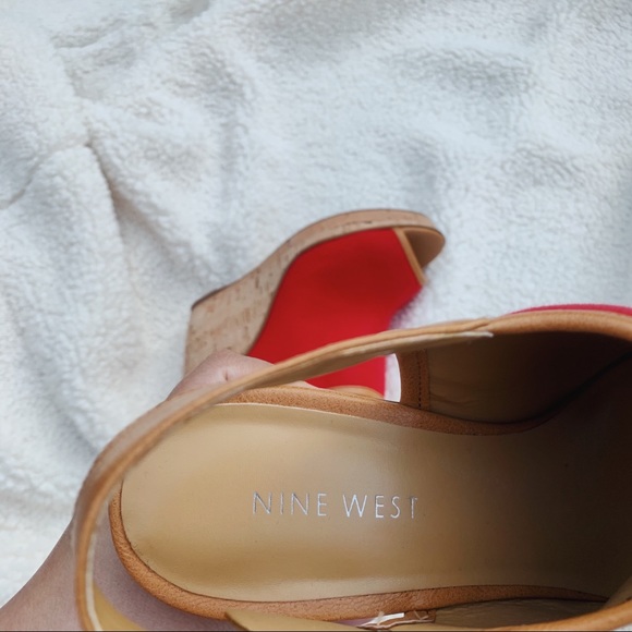 Nine West | Red & Brown | Size: US 7.5 - Picture 7 of 7